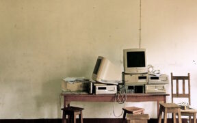 zuzyty sprzet komputerowy