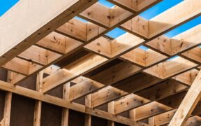 prefabrykowane wiazary drewniane