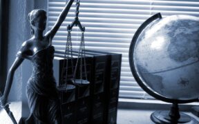 prawnik specjalizacja