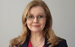 Perfekcjonizm, chaos, poczucie winy. Tak objawia się ADHD u dorosłych kobiet.