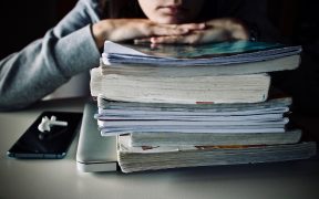 Jak negocjować obowiązki szkolne z dziećmi?