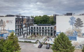 50-krokow-od-morza-i-caloroczny-resort-premium-sunsnow-oficjalnie-otworzyl-the-one-w-ustroniu-morskim
