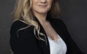Bezpieczeństwo na drodze zaczyna się wtedy, gdy bierzemy odpowiedzialność za innych ludzi Komentarz ekspercki Karolina Praszek-Gołębiewska
